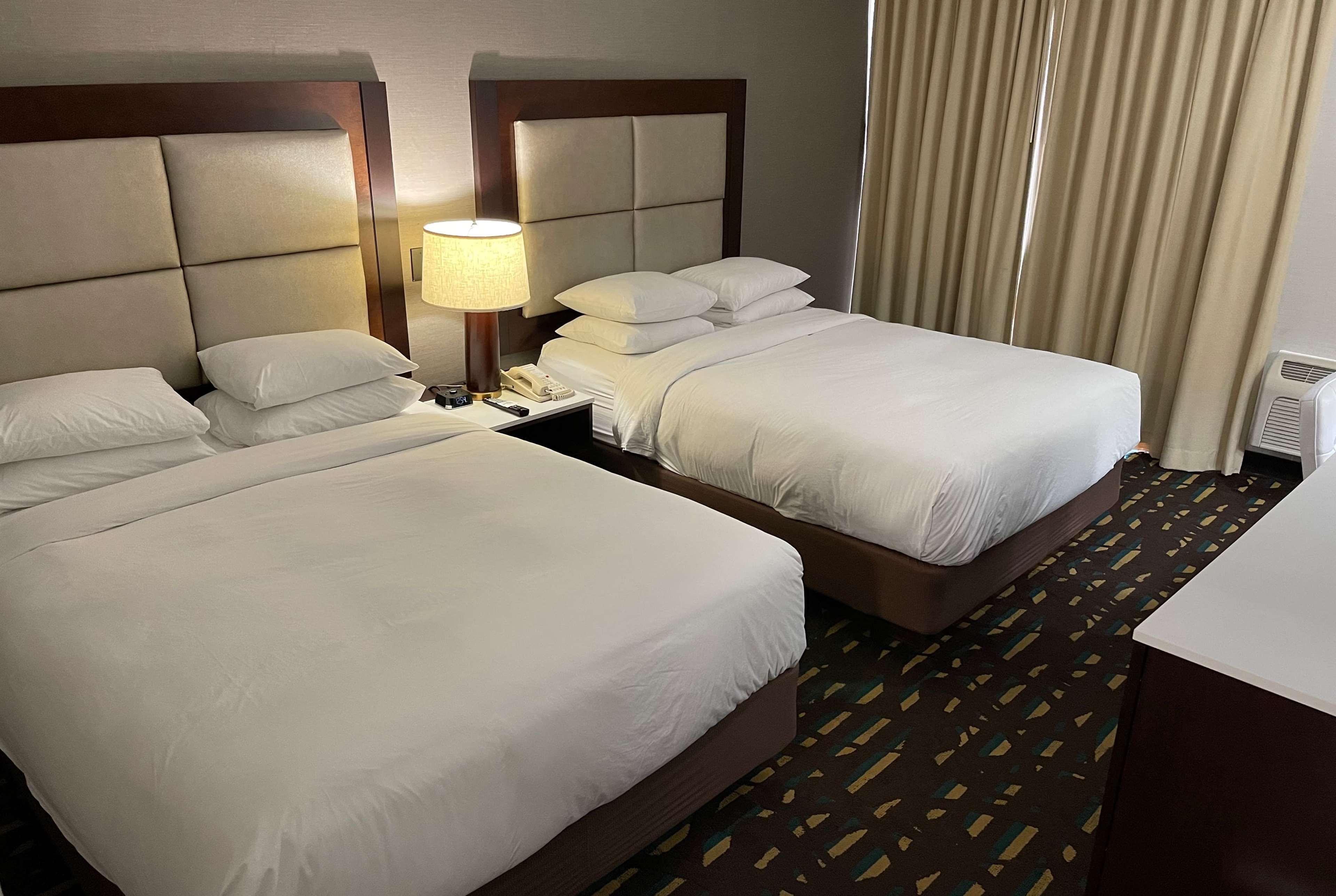 Wyndham Chicago O'Hare Hotel Rosemont Ngoại thất bức ảnh